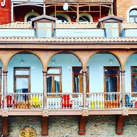 Tiflis Metekhi Hotel エクステリア 写真