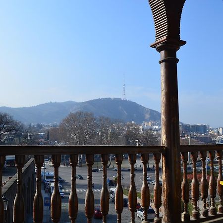 Tiflis Metekhi Hotel エクステリア 写真