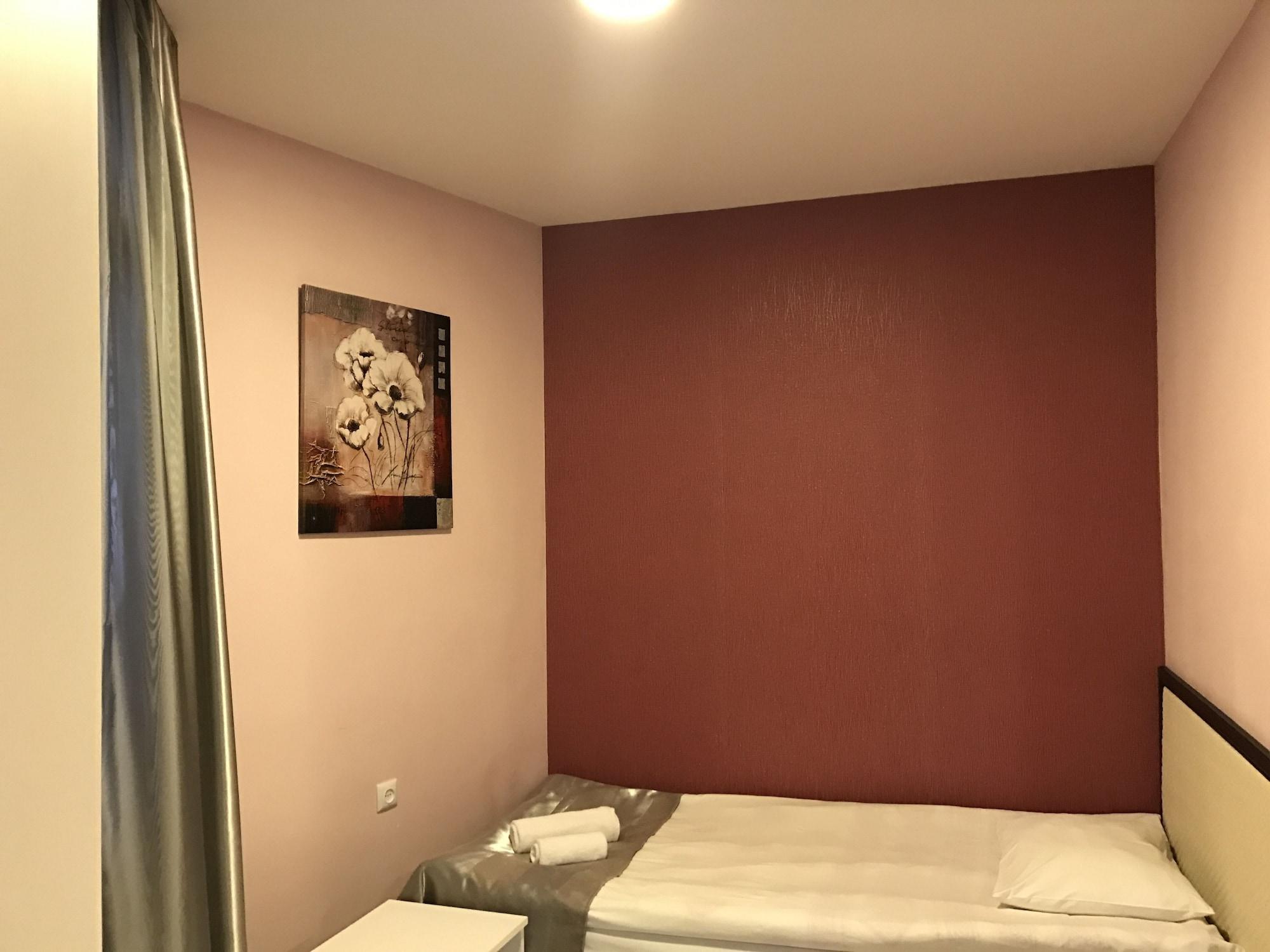 Tiflis Metekhi Hotel エクステリア 写真