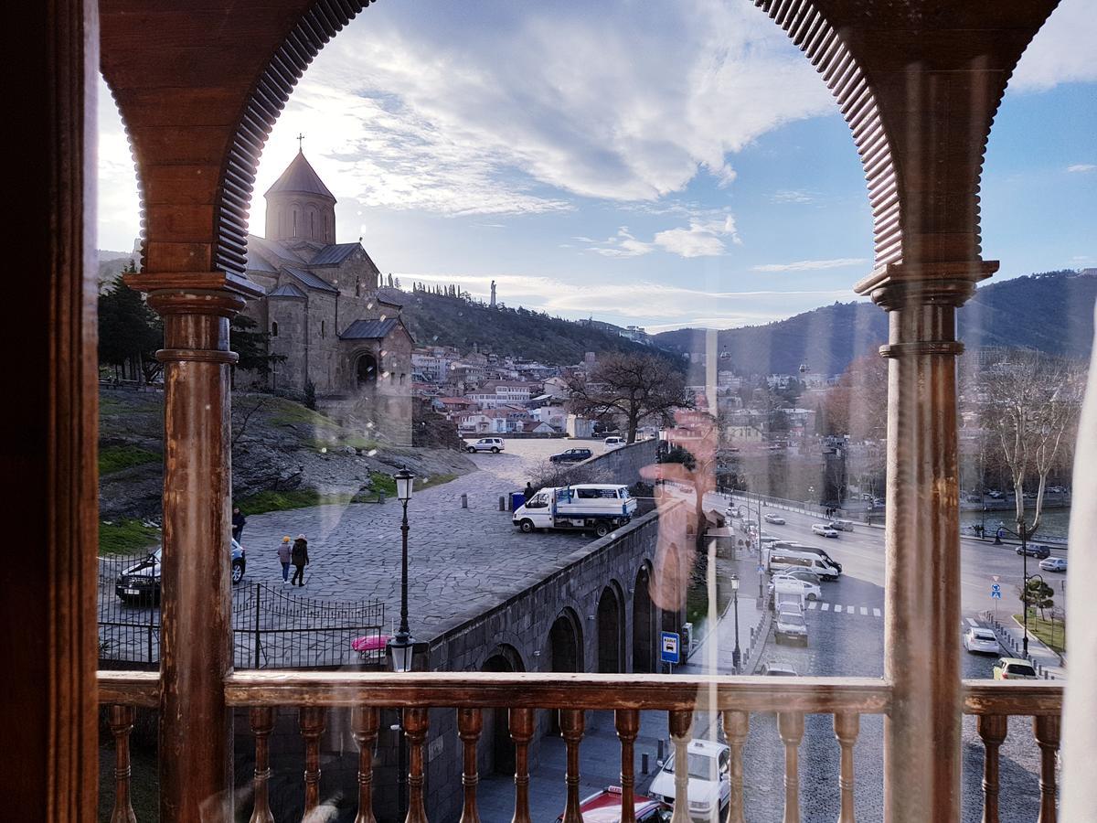 Tiflis Metekhi Hotel エクステリア 写真