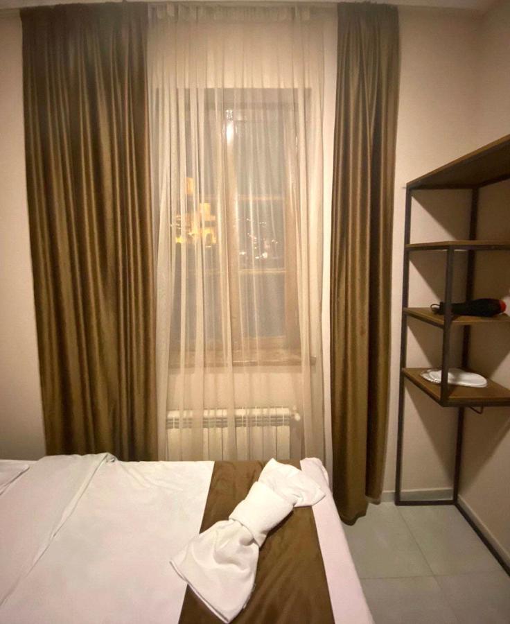 Tiflis Metekhi Hotel エクステリア 写真